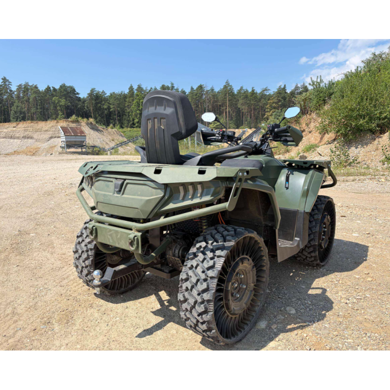 Quad 100% électrique 4×4