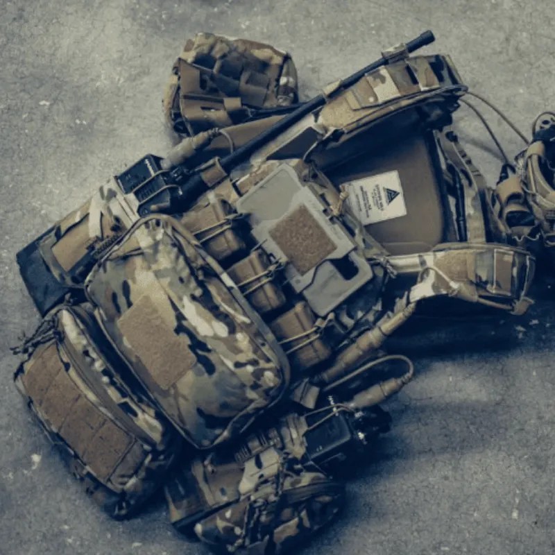 Porte plaques / Chest rigs